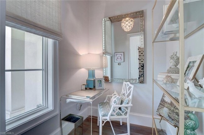 Building Photo - 2020 Gordon Dr