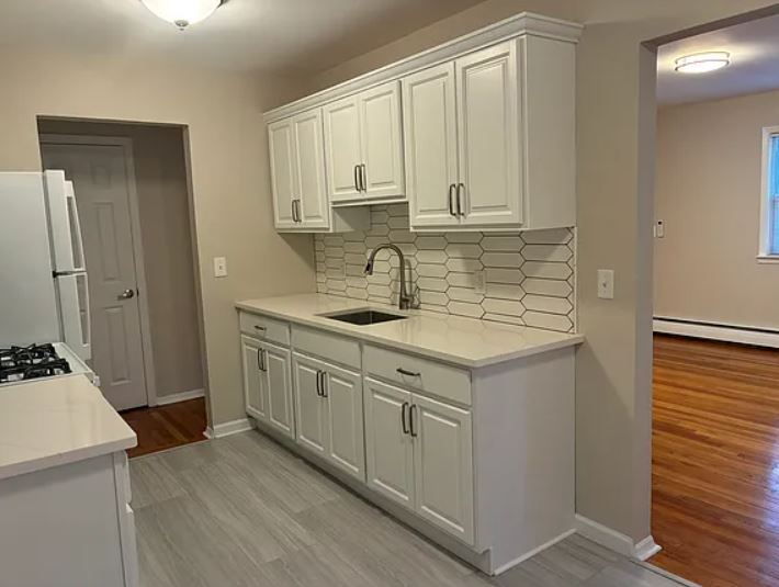 Building Photo - 101 W Oakland Ave