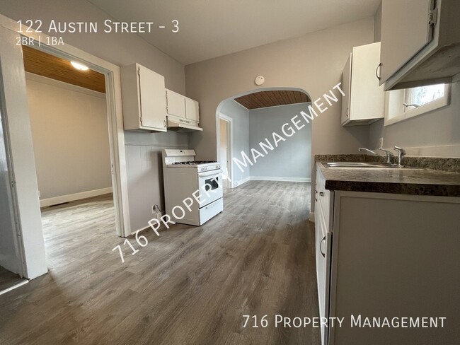 Building Photo - Recently Renovated Gem Near Niagara Street!