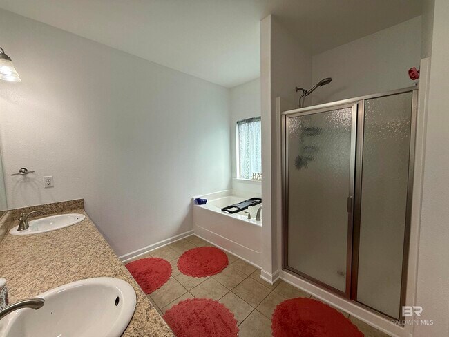 Building Photo - 10720 Dunmore Dr