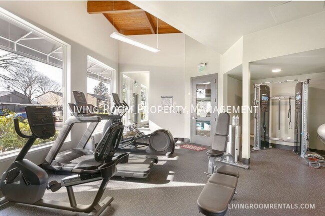 Building Photo - 183 N Hayden Bay Dr