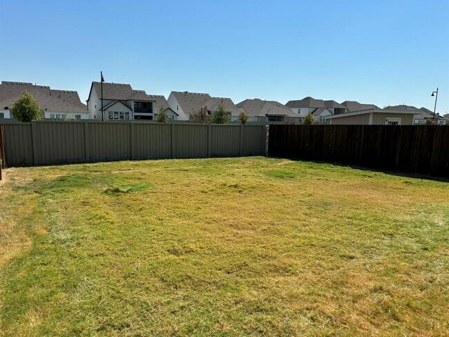 Building Photo - 108 Bennington Dr