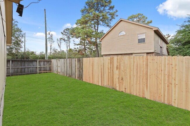 Building Photo - 11703 Greenglen Dr