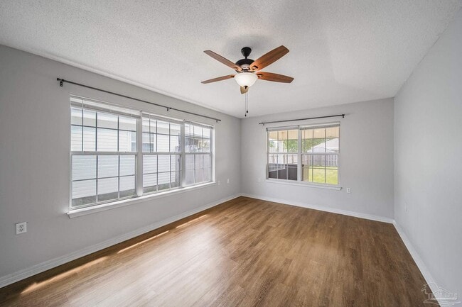 Building Photo - 4014 Glenway Dr