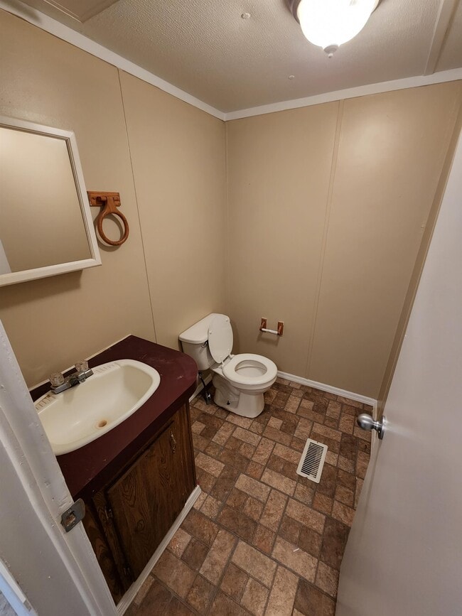 Building Photo - 9500 Hausmond Way