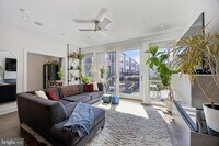 Building Photo - 620 N 3rd St