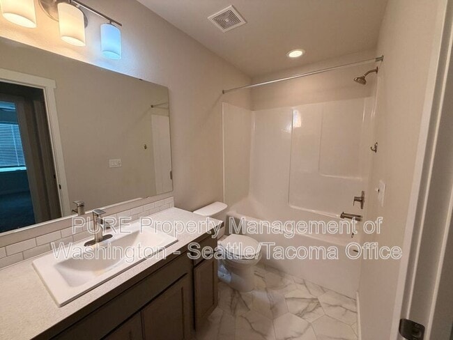 Building Photo - 3238 64th Ln SW