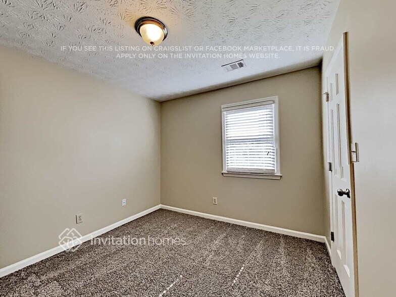 Building Photo - 943 Rockcrest Ct