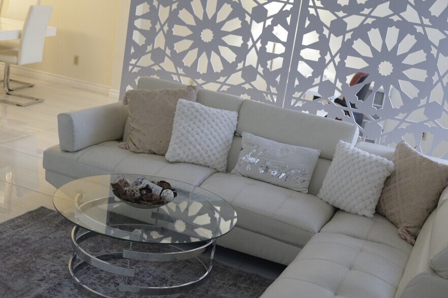 Building Photo - 4521 Palm Mesa Dr