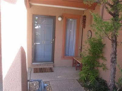 Building Photo - OLD TOWN AMAZING 2 Bedroom 2/Story 1475/SF Townhouse