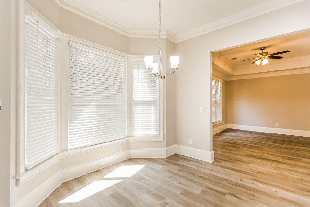 Building Photo - 4654 Jefferson Ridge Way