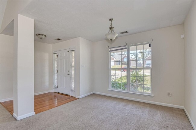 Building Photo - 772 Michelle Ct