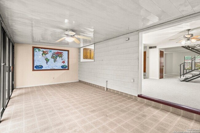 Building Photo - 162 Amistad Blvd