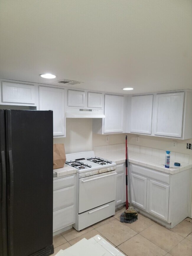 Building Photo - 66651 Ironwood Dr