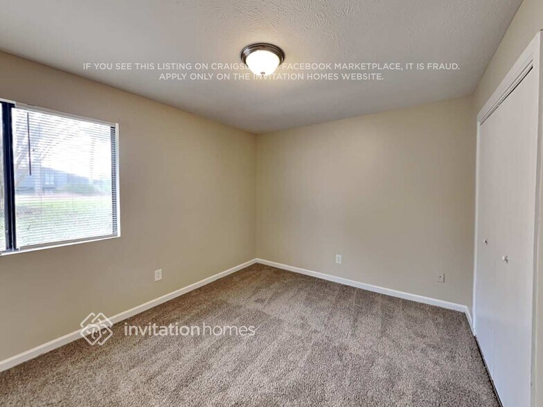 Building Photo - 2690 Big Oaks Dr