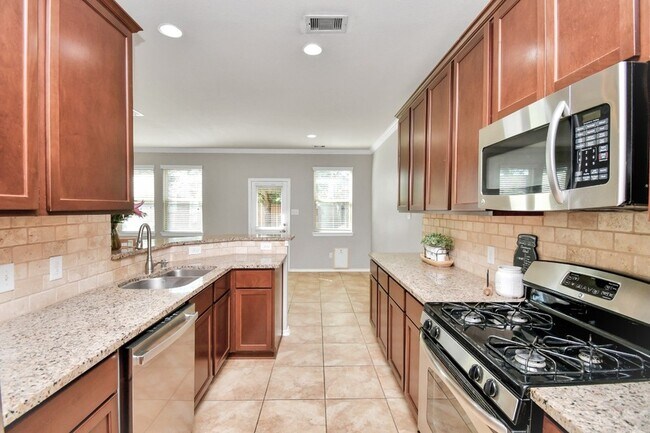 Building Photo - 6426 Haywards Crossing S Cir