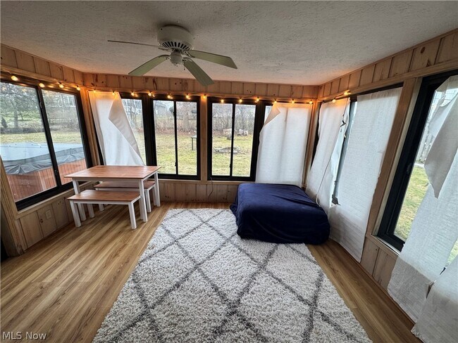 Building Photo - 2545 Buckhurst Dr