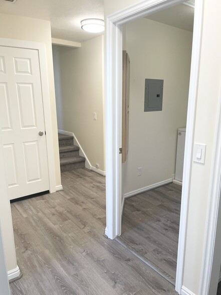 Hallway with Linen Closet - 562 Pheasant Way