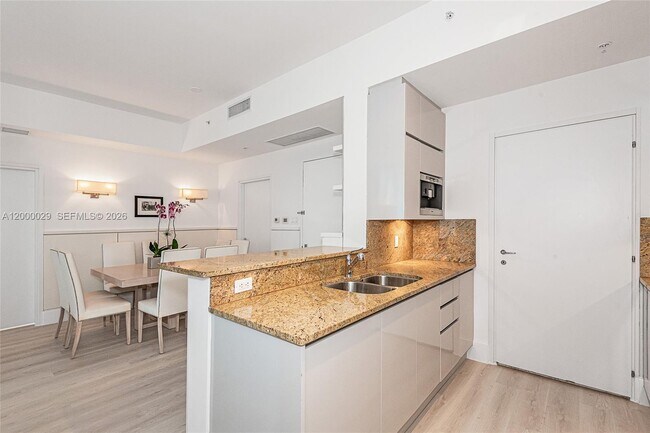 Building Photo - 50 South Pointe Dr