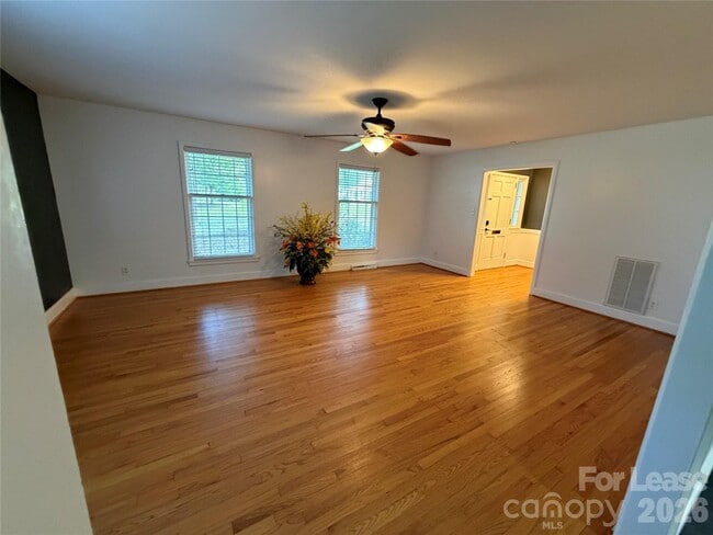 Building Photo - 608 Margaret Dr