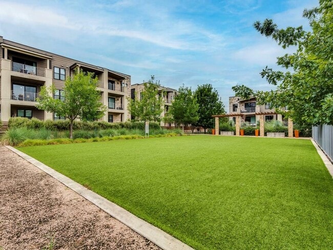 Building Photo - 2724 Treble Ln