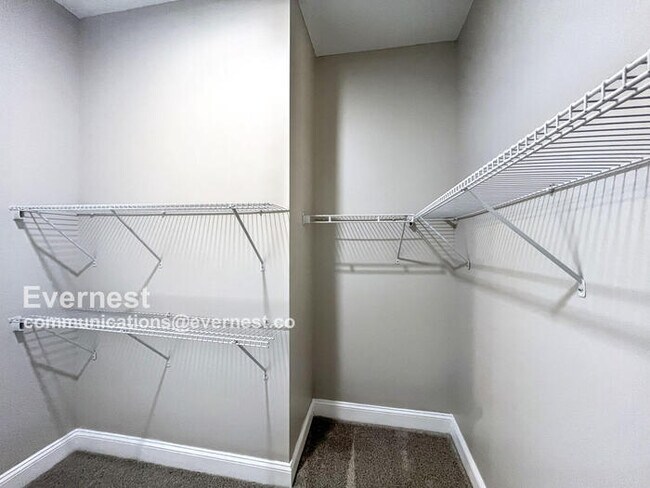 Building Photo - 2 Bed & 1 Bath Condo in Nashville! Coming Soon!