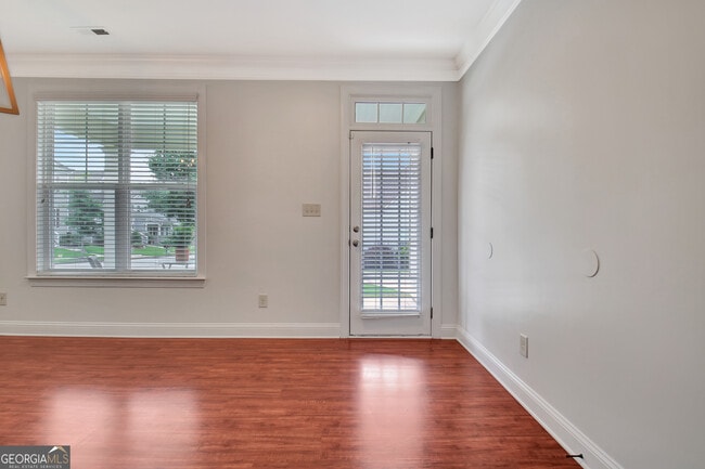 Building Photo - 155 Colonial Ct