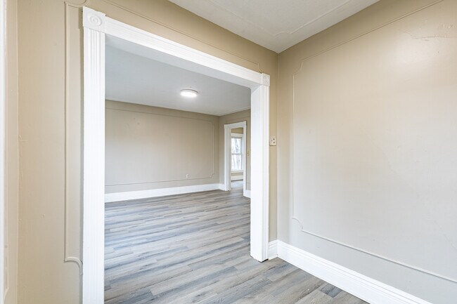 Building Photo - 25 Wabash St