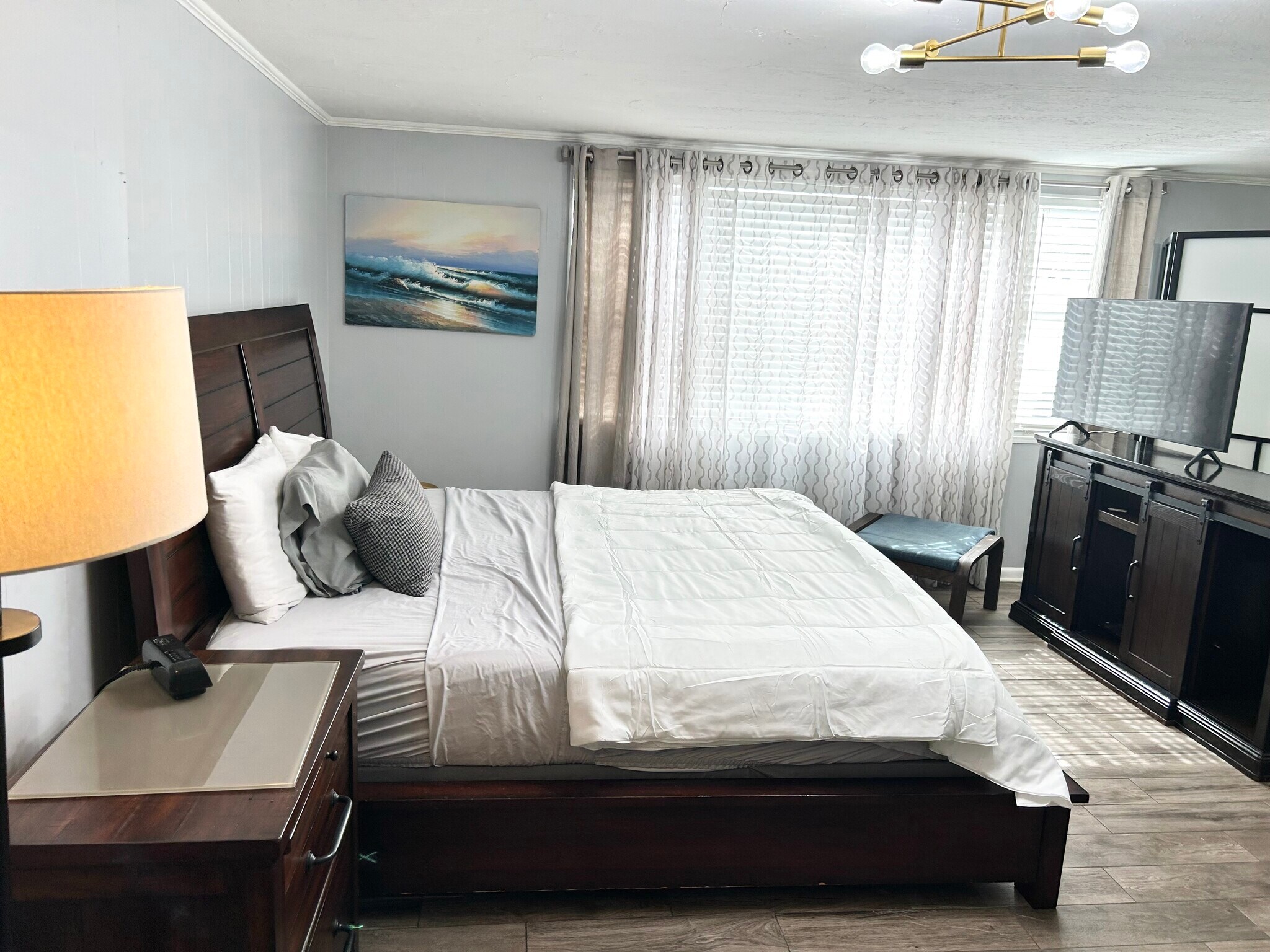 Building Photo - 2320 Vista Ave