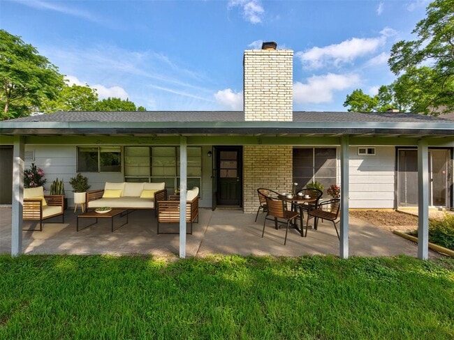 Building Photo - 7602 Pebble Brook Cove