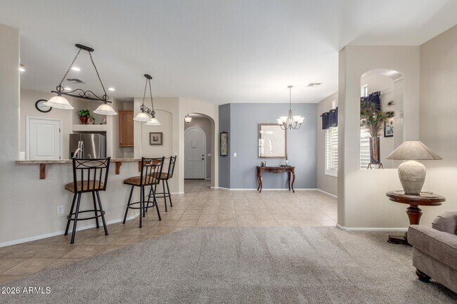 Building Photo - 10606 W Adam Ave