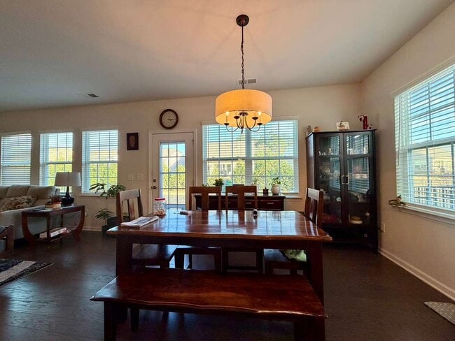 Building Photo - 2334 Abundance Ln