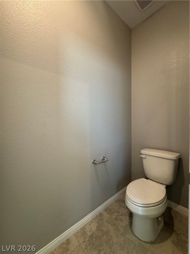 Building Photo - 7490 Lush Oasis Ave.