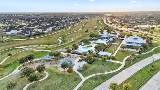 Building Photo - 5511 Orangery Ln