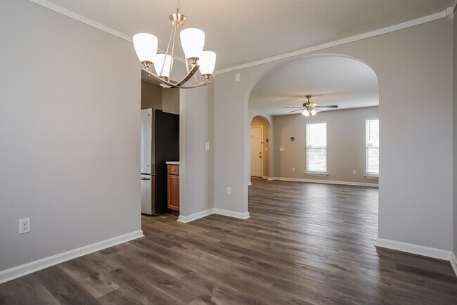 Building Photo - 4409 Cobble Creek Ln