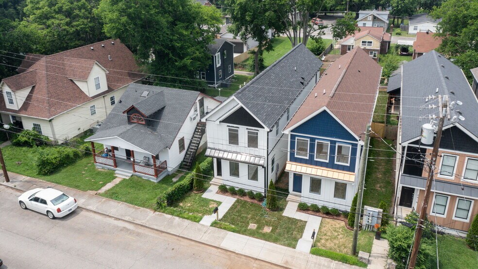 Building Photo - 2416 Albion St