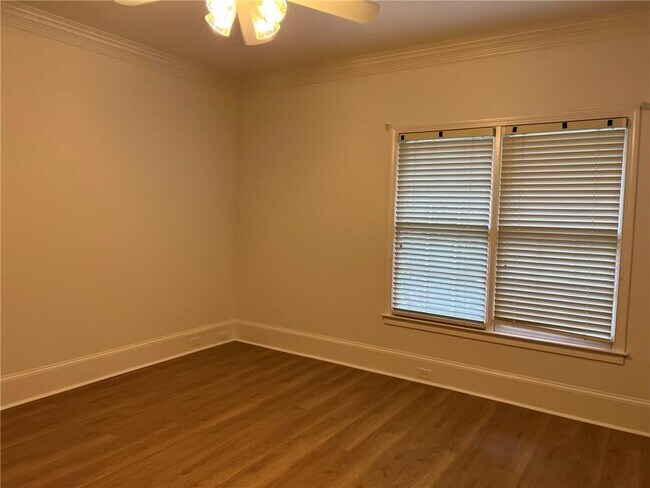 Building Photo - 4608 Chattahoochee Crossing SE