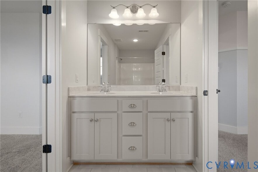 Building Photo - 3718 Graythorne Dr