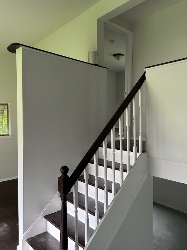 Building Photo - Property in Mt Morris (Section 8 ready)