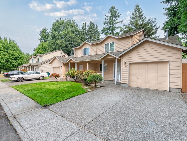 Building Photo - 3468 SE Harvey St