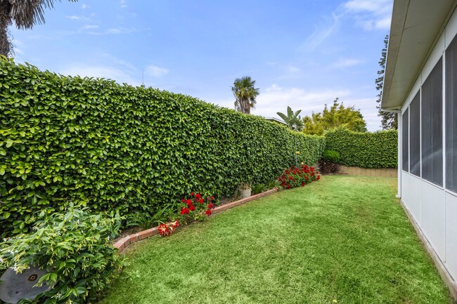 Building Photo - 3-Bed, 2-Bath Single-Family Residence With...