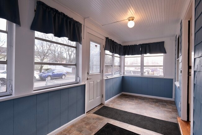 Building Photo - 26 Cleveland St