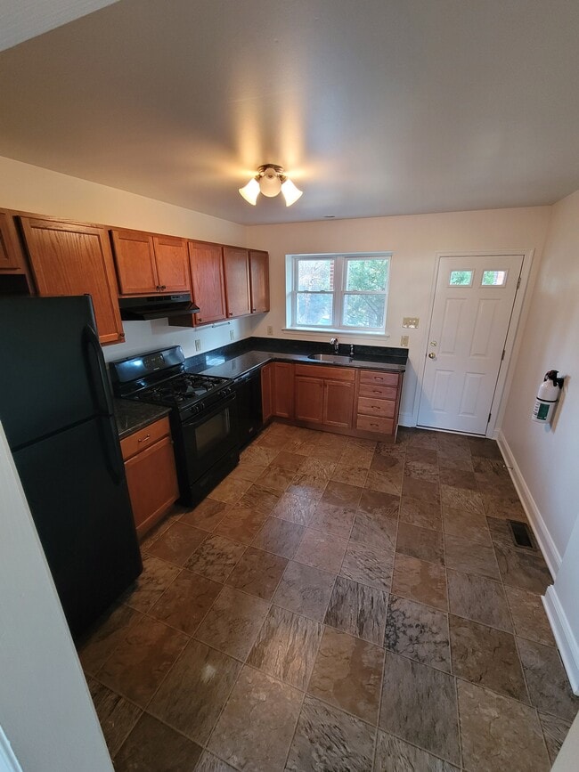 Building Photo - 1403 N Scott St