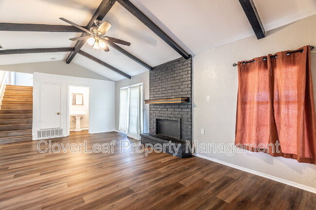 Building Photo - 5102 Staplehurst St