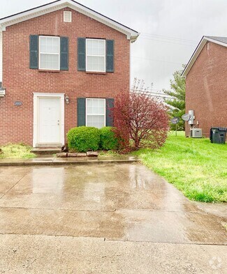 Building Photo - 1000 Merrick Dr