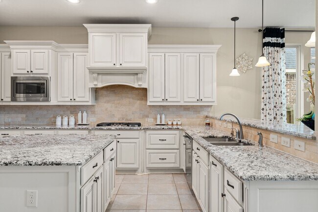 Building Photo - 2714 Ember Pass Ln