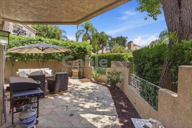 Building Photo - 23845 Del Monte Dr.