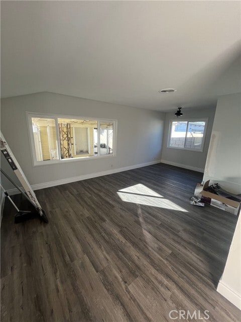 Building Photo - 2006 S Halladay St