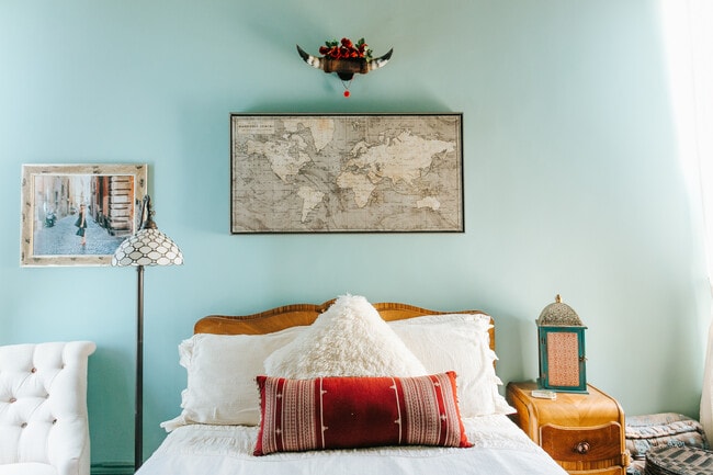 main floor bedroom 1, full size bed - 1530 Fulton Street