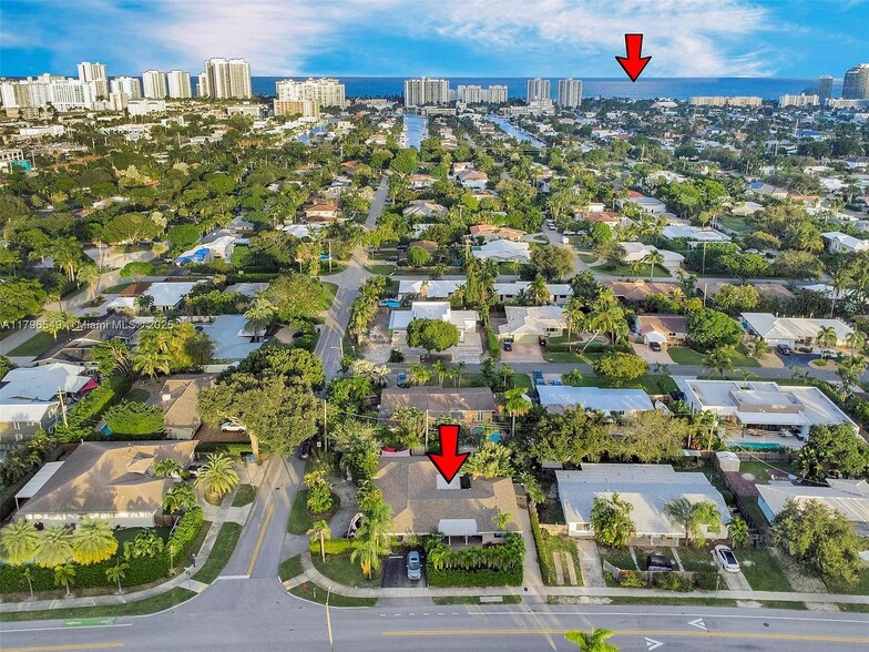 Building Photo - 2808 Middle River Dr